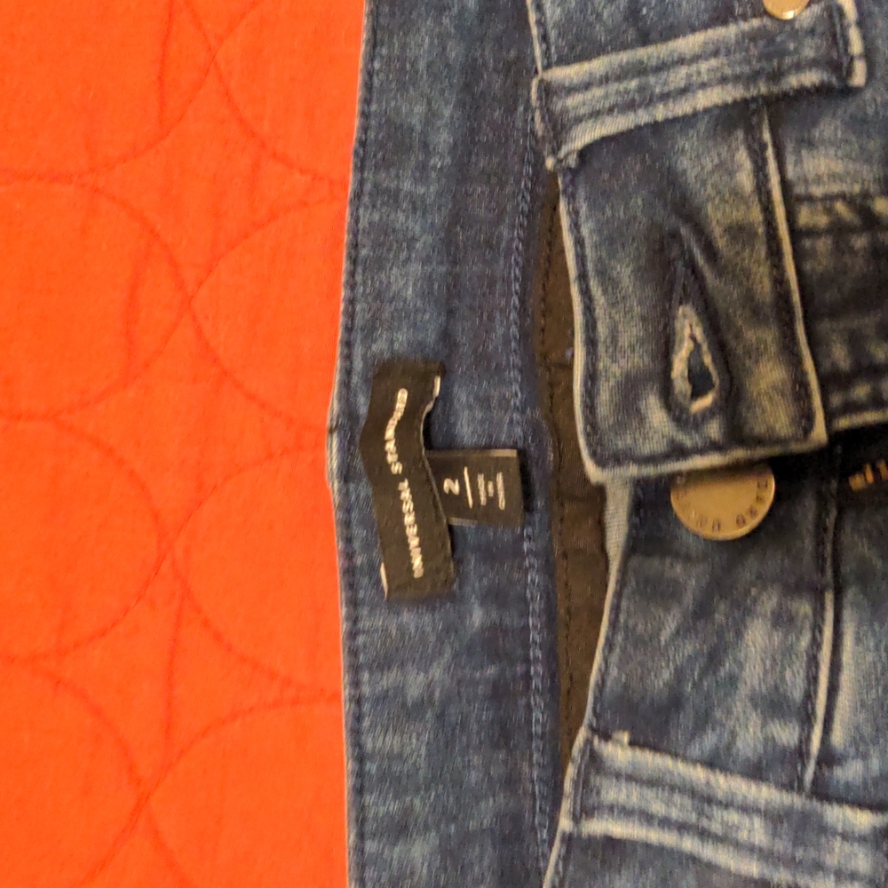 Universal Standard skinny jeans - Picture 2 of 5